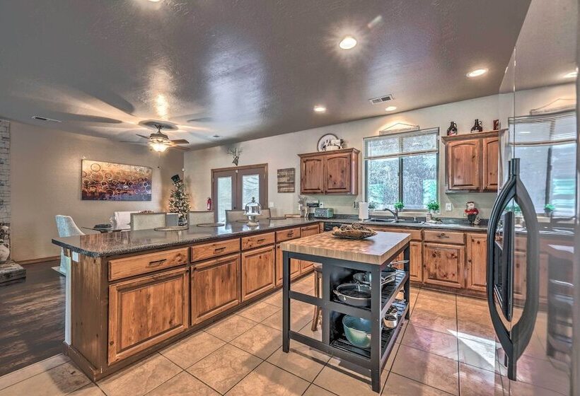 Mountainside Ruidoso Home W/ Hot Tub, Deck & Grill