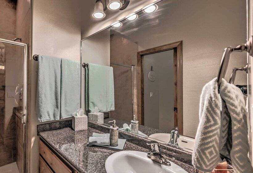 Mountainside Ruidoso Home W/ Hot Tub, Deck & Grill