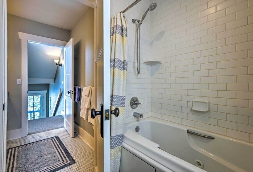 Granby Home: Stunning Mountain & Lake Views!