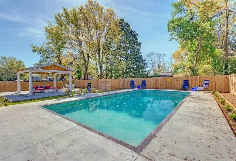 Gulf Breeze Home W/ Pool, Grill & Fire Pit