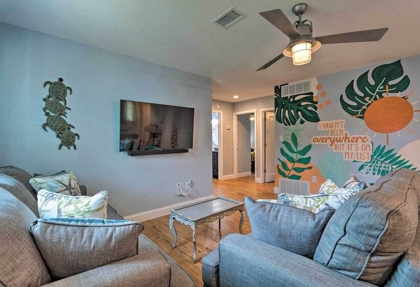 Gulf Breeze Home W/ Pool, Grill & Fire Pit