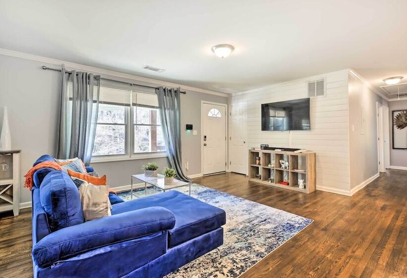 Inviting Atlanta Vacation Rental W/ Fire Pit!