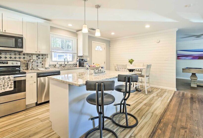 Inviting Atlanta Vacation Rental W/ Fire Pit!