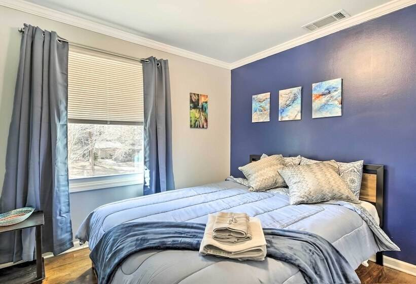 Inviting Atlanta Vacation Rental W/ Fire Pit!