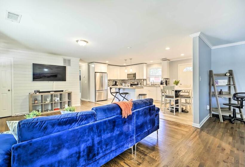 Inviting Atlanta Vacation Rental W/ Fire Pit!