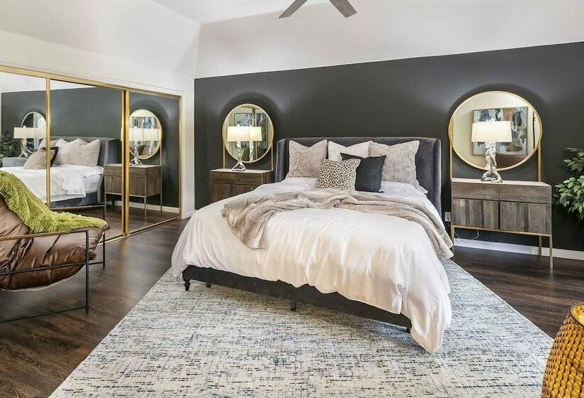 Lake Arrowhead Retreat W/ Decks + Mountain Views!