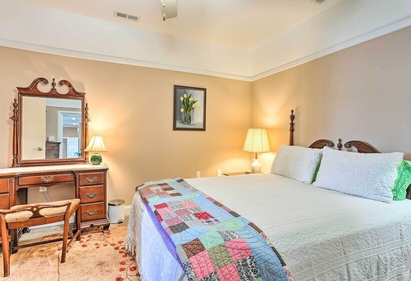 Lakefront House W/ Game Room, Deck & Views!