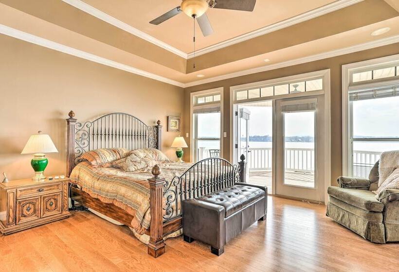 Lakefront House W/ Game Room, Deck & Views!