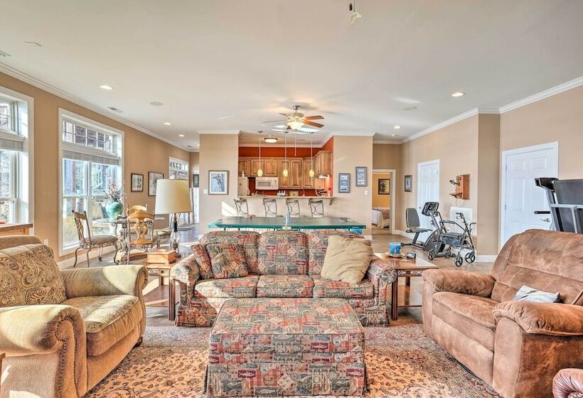 Lakefront House W/ Game Room, Deck & Views!