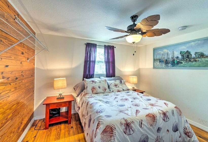 Little Gasparilla Home: Walk To Beaches!