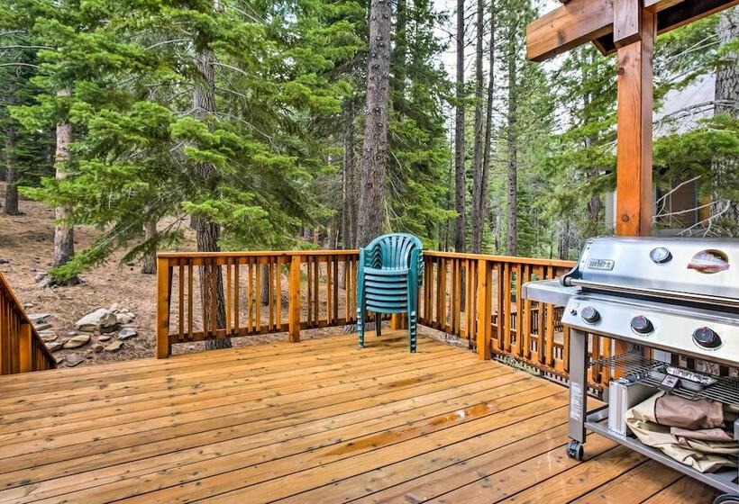Hot Tub Access, Near Skiing: Tahoe Donner Cabin