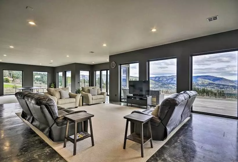 Luxury Home W/views   5 Min To Columbia River