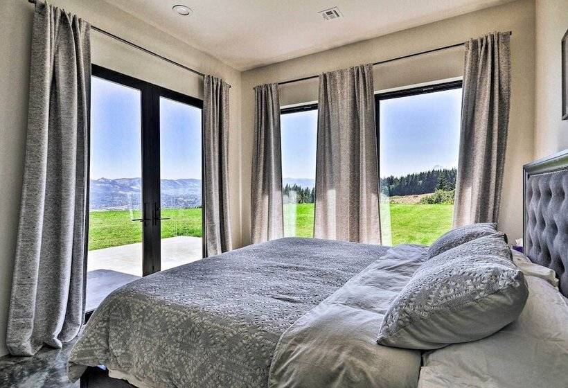 Luxury Home W/views   5 Min To Columbia River