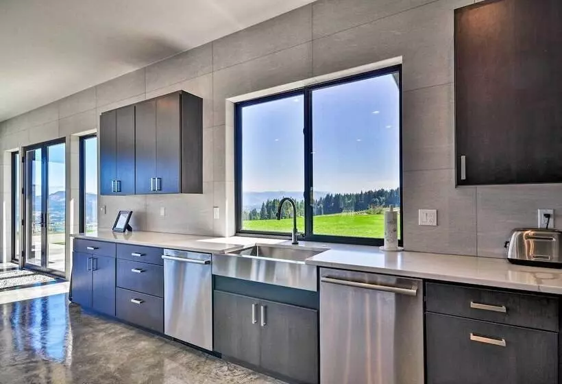 Luxury Home W/views   5 Min To Columbia River