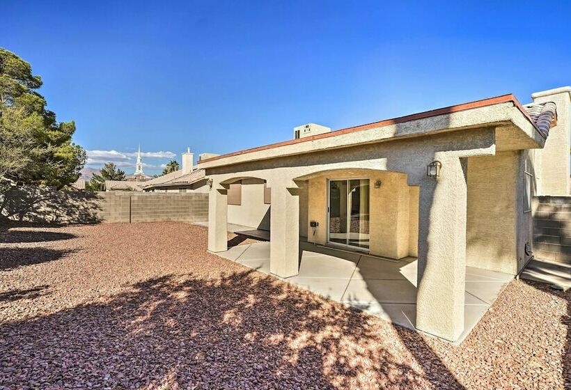 North Las Vegas Home W/ Yard, 7 Mi To Dtwn!