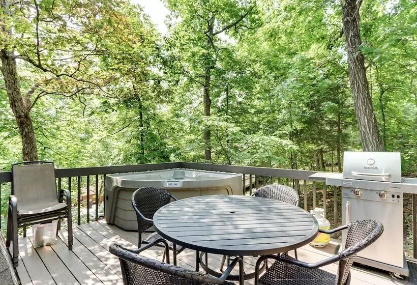 Osage Beach Home W/ Lake Views: Pets Welcome!
