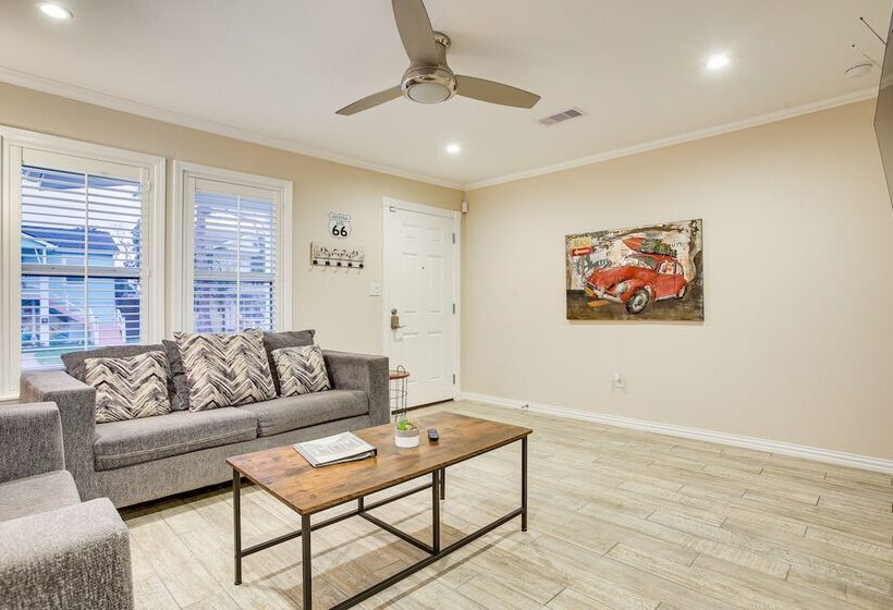 Pet Friendly Galveston Cottage < 1 Mi To Beach!