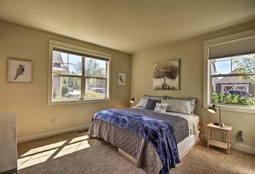 Redmond House W/ Community Amenities Access