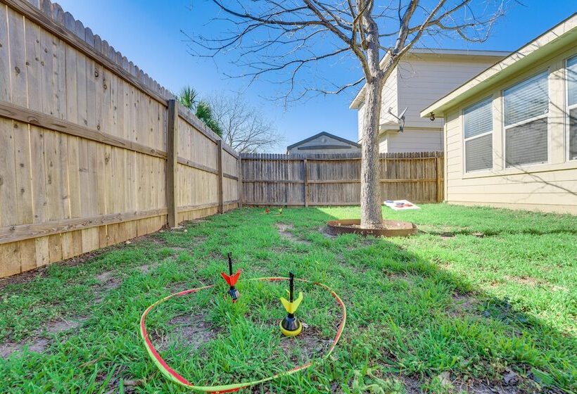 San Antonio Home W/ Game Room, 9 Mi To Seaworld!