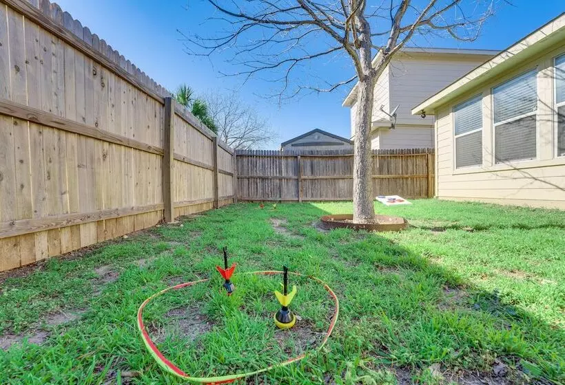 San Antonio Home W/ Game Room, 9 Mi To Seaworld!