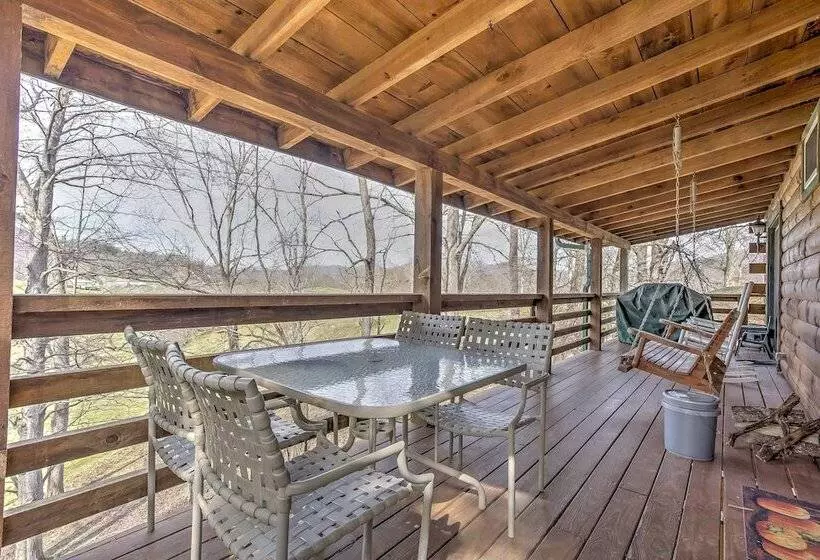 Serene Cabin In The Smokies W/ 2 Decks & Hot Tub!