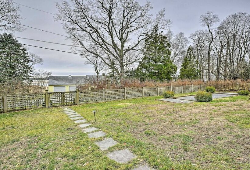 Shelter Island Retreat W/ Outdoor Pool!