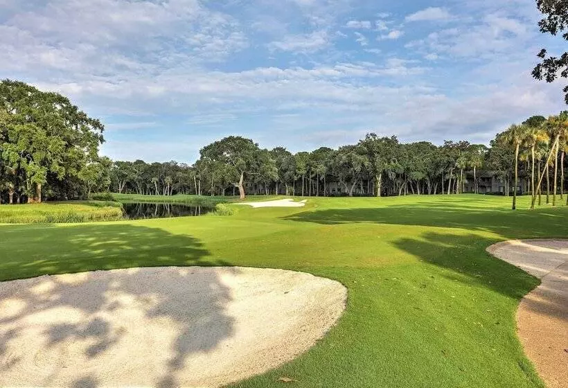 Spacious Kiawah Island Home W/ Deck, Walk To Beach