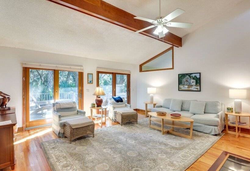 Spacious Kiawah Island Home W/ Deck, Walk To Beach