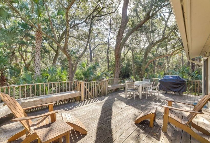 Spacious Kiawah Island Home W/ Deck, Walk To Beach