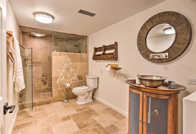 Spacious Lake Arrowhead Cabin W/ Jacuzzi Spa!