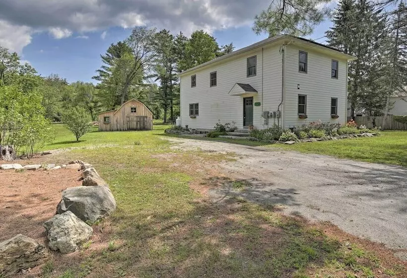 Spacious & Modern Ashley Falls Home On 1 Acre