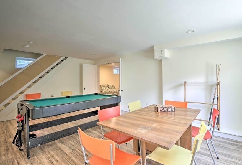 Spacious & Modern Ashley Falls Home On 1 Acre