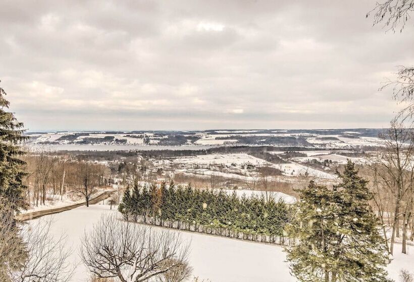 Spectacular Views W/ Deck, Fire Pit, & Game Room!