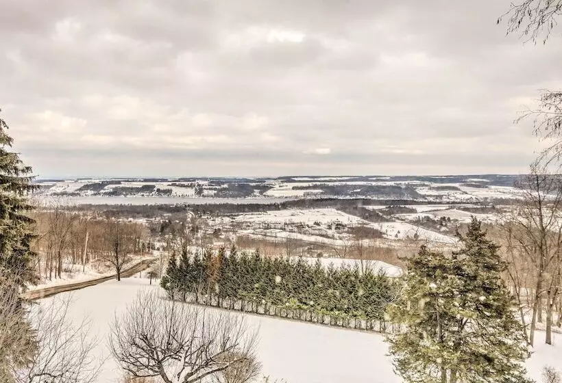 Spectacular Views W/ Deck, Fire Pit, & Game Room!