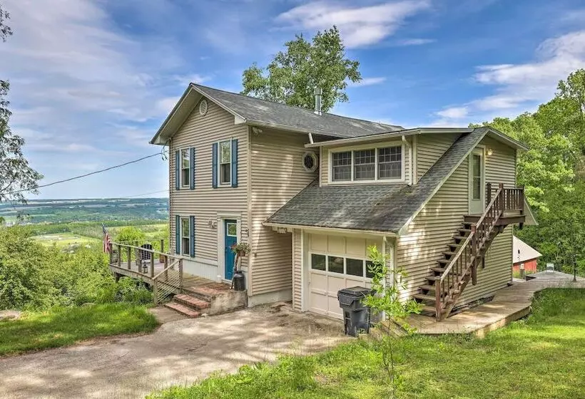 Spectacular Views W/ Deck, Fire Pit, & Game Room!