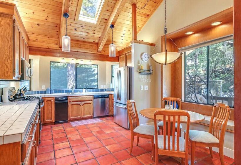 Deck & Views: Pet Friendly Starry Pines Cabin