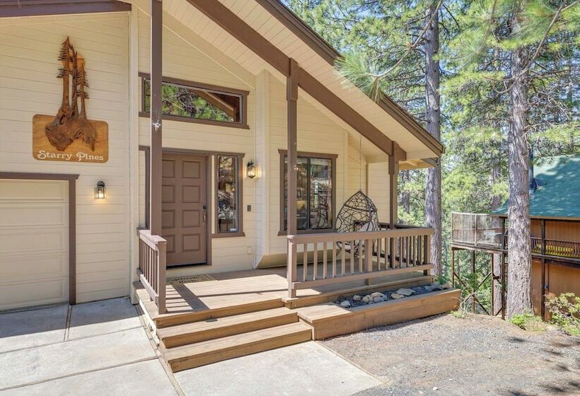 Deck & Views: Pet Friendly Starry Pines Cabin