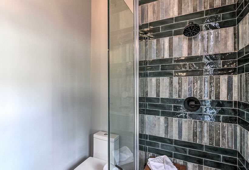 Stunning Historic Home < 4 Mi To Beaches!