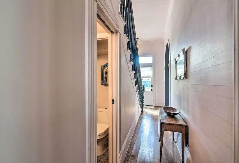 Stunning Historic Home < 4 Mi To Beaches!