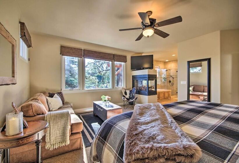 Sugar Bear Lodge W/ Game Room 5 Mi To Village!