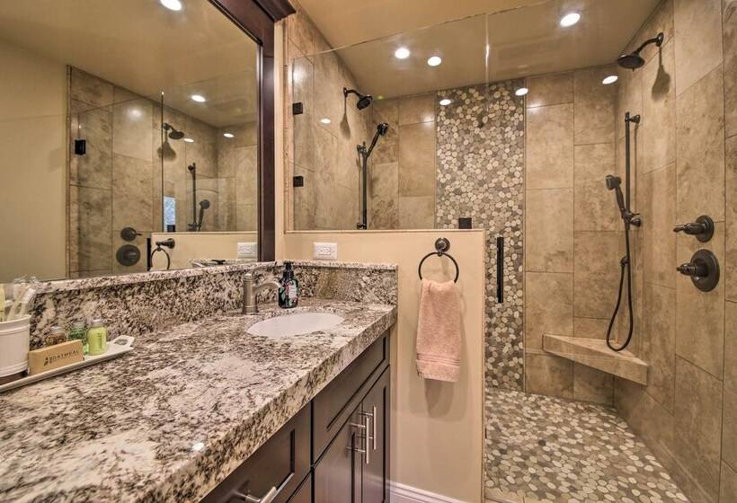 Sugar Bear Lodge W/ Game Room   5 Mi To Village!