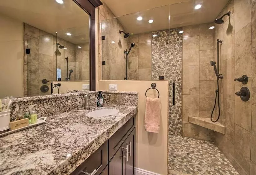 Sugar Bear Lodge W/ Game Room   5 Mi To Village!