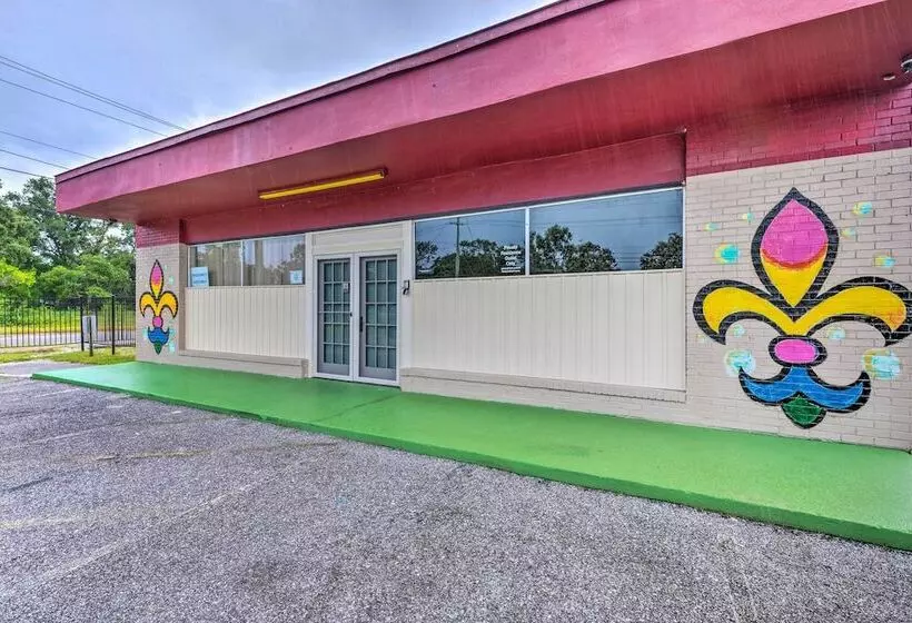 The Float Yard  Pensacola Home W/ Pool Table