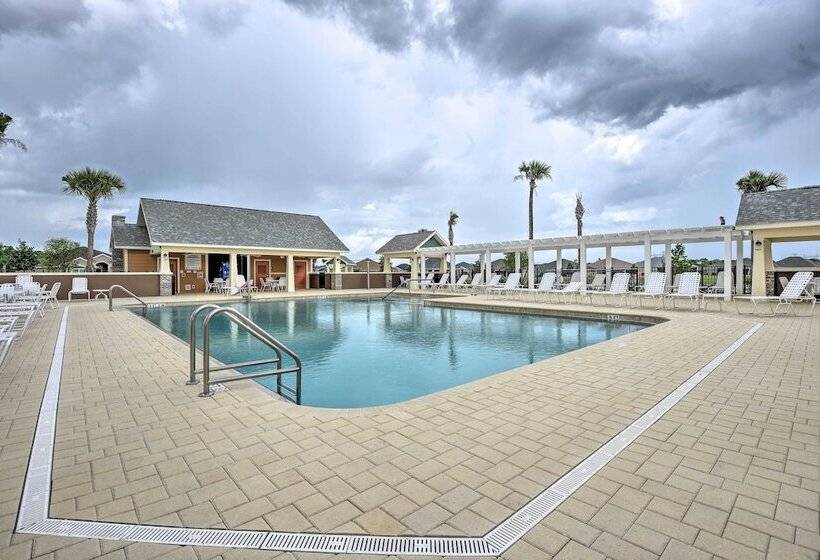 The Villages Retreat W/ Lanai & Lake Views!