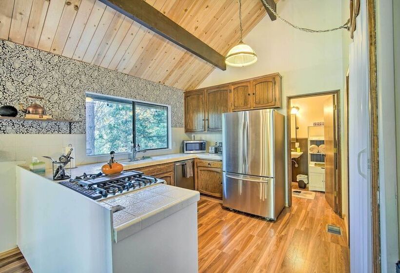 Twin Peaks Cabin < 4 Mi To Lake Arrowhead!