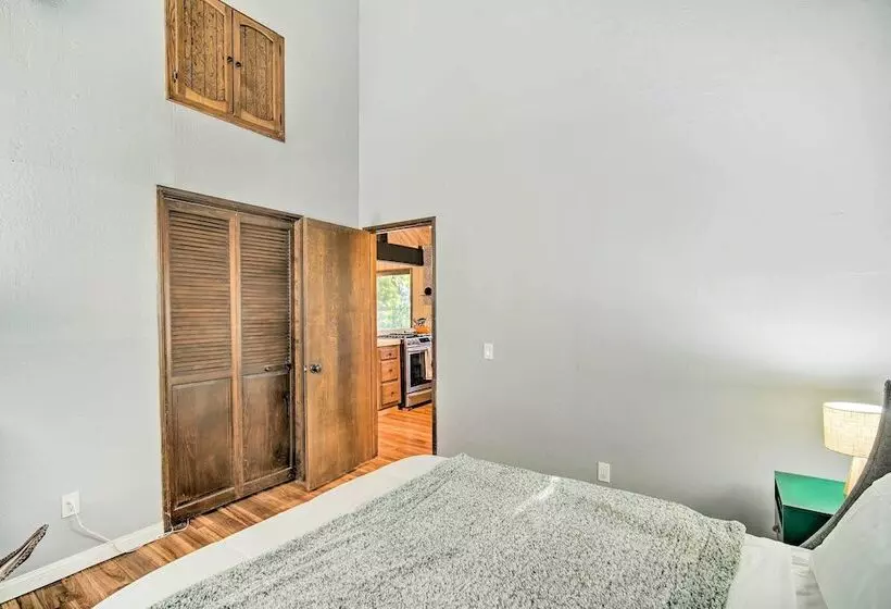 Twin Peaks Cabin < 4 Mi To Lake Arrowhead!