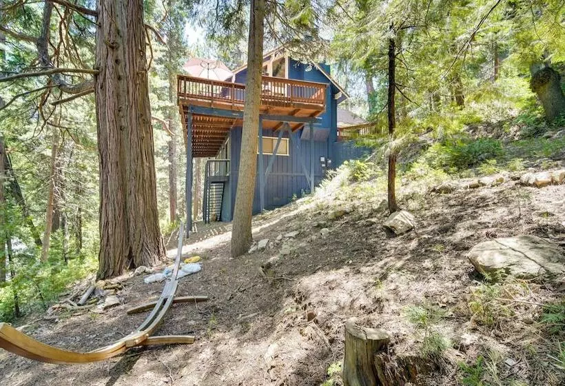 Twin Peaks Cabin < 4 Mi To Lake Arrowhead!