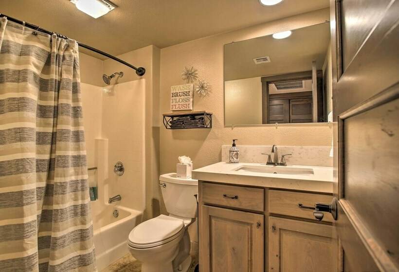 Indian Wells Retreat W/ Pool, Near Tennis Garden