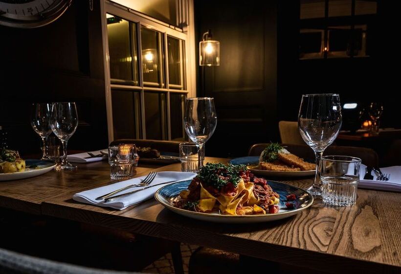 住宿加早餐  The Hope & Anchor