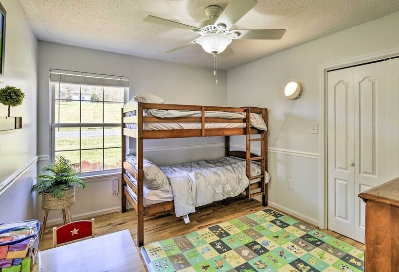 Bristol Home 3 Mi To State Street!